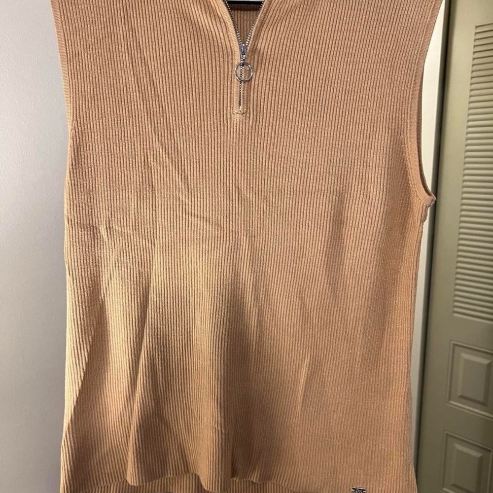 Women’s Calvin Klein Ribbed Sleeveless Zip-Up Sweater Tank Top - Tan